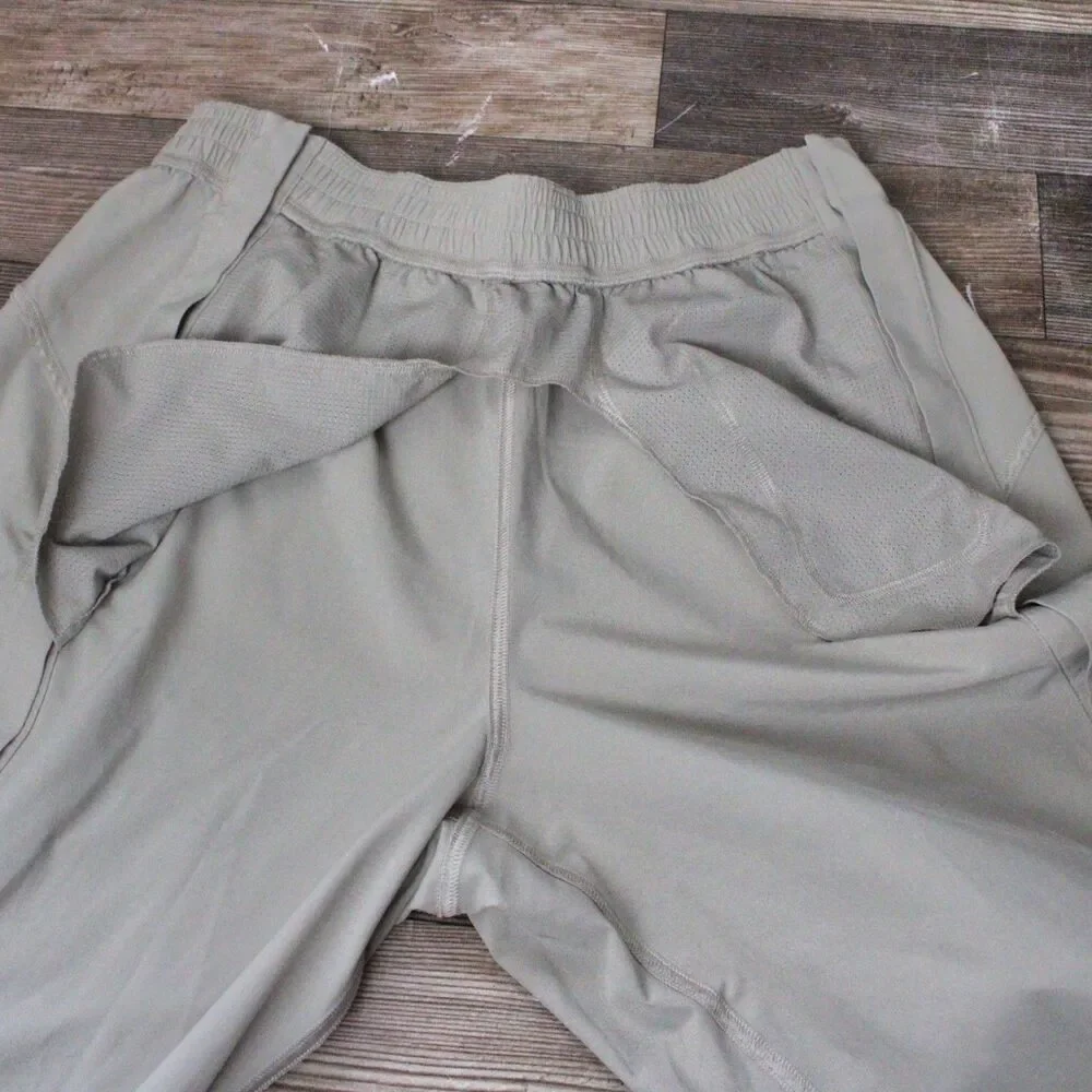 Lululemon Women’s 8 Tear Away Stretchy Jogger Pant Light Beige Breakaway